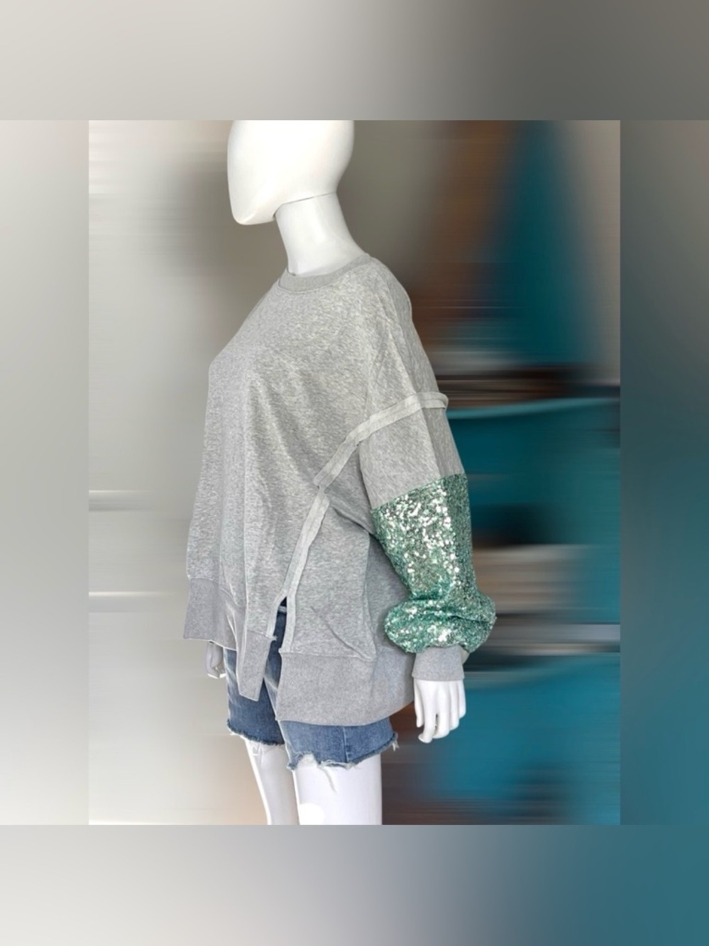 NWOT Peach Love California Sequin Sleeve Oversized Pullover - Picture 4 of 6